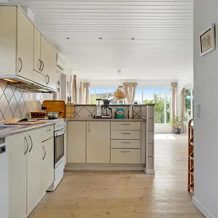 Casa de Férias Stunning In With Kitchen *